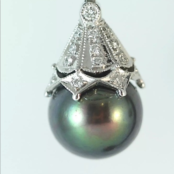 TAHITIAN  PEARL & DIAMONDS WHITE GOLD EARRINGS - Picture 2 of 5
